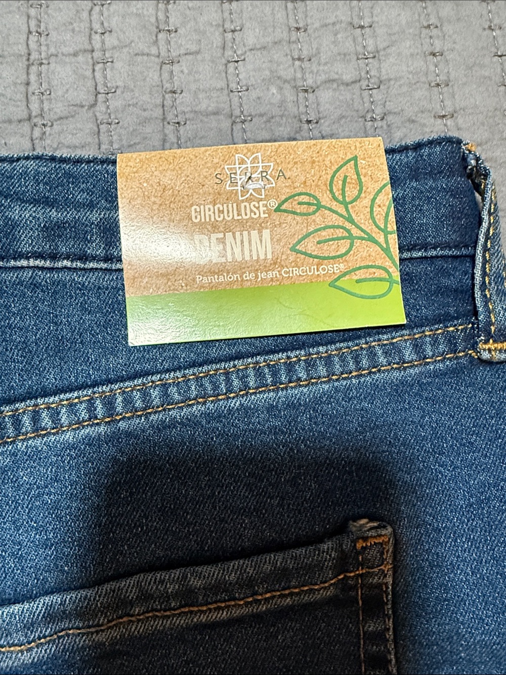 High Rise Denim Jeans - Picture 5 of 7